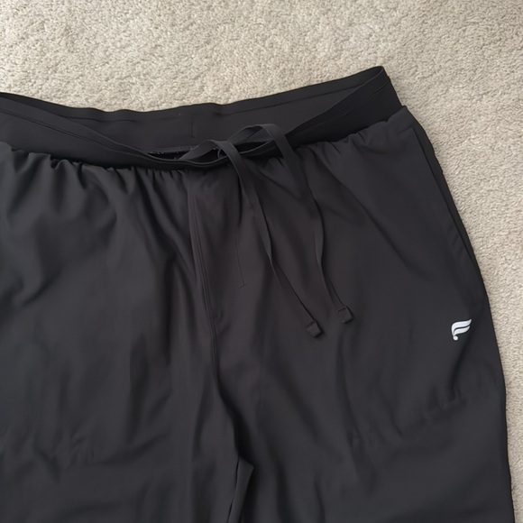NWOT Fabletics pants - Picture 2 of 3